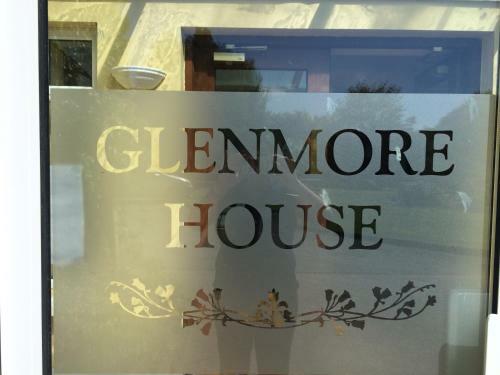 Hostal Glenmore House