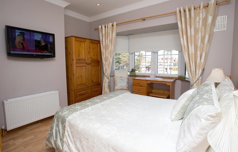 Bed & Breakfast Almanii