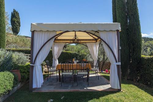 Montaione Villa Sleeps 9 Pool Air Con Wifi