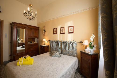 Montaione Villa Sleeps 9 Pool Air Con Wifi