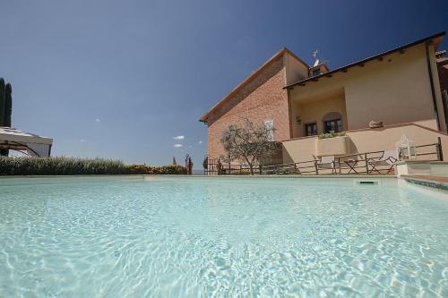 Montaione Villa Sleeps 9 Pool Air Con Wifi