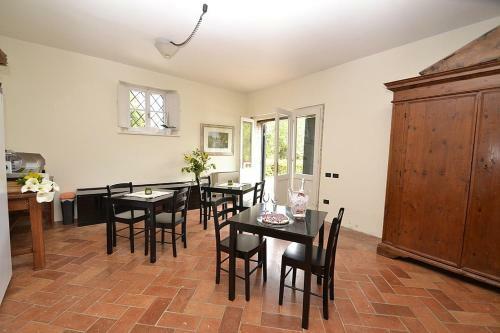Montemaggiore Al Metauro Villa Sleeps 14 Pool Wifi