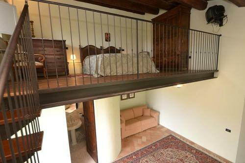 Montemaggiore Al Metauro Villa Sleeps 14 Pool Wifi