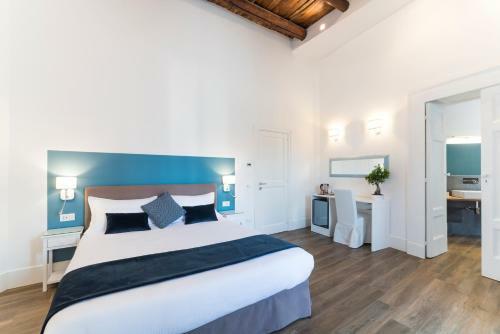 Hostal Foro Carolino