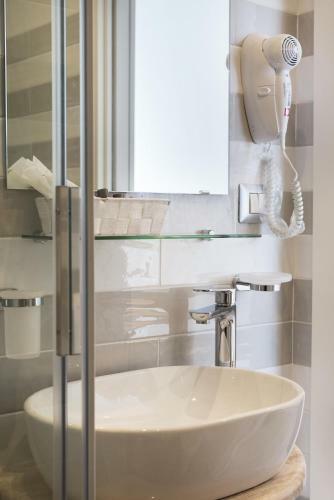 B&B Toledo One