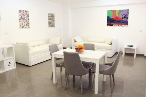 Apartamento Mondo Suites