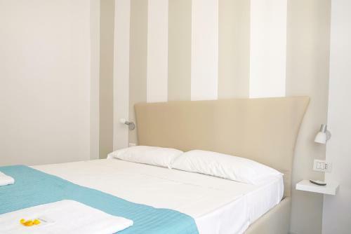 B&B Universit�
