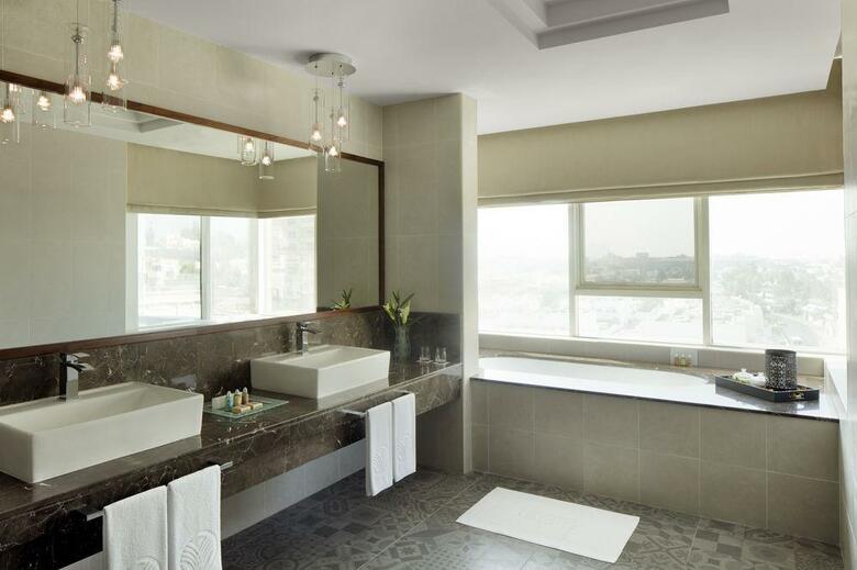 Jumeira Rotana Hotel