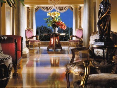 Hotel Four Seasons First Residence