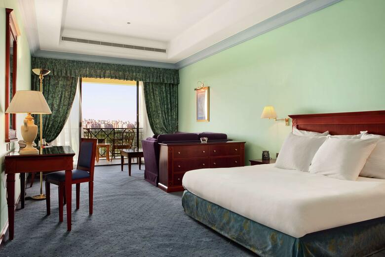 Hotel Hilton Pyramids Golf Resort