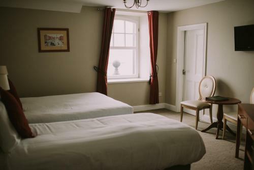 Bed & Breakfast The Royal Valentia