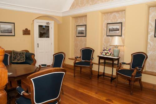 Bed & Breakfast The Royal Valentia