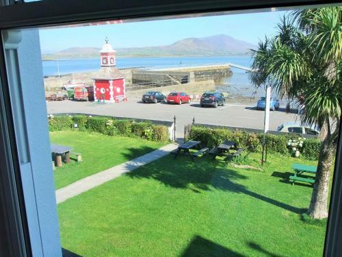 Bed & Breakfast The Royal Valentia