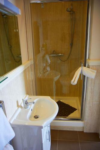Bed & Breakfast The Royal Valentia