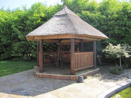 Hostal Moyglare Lodge B&B