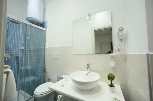 Hostal Mascalzone Latino Luxury Rooms