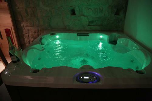 Hostal Cellamare Suite & Spa