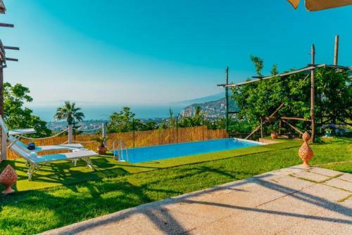 Cepano Villa Sleeps 10 With Pool Air Con And Wifi