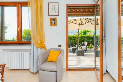 Cepano Villa Sleeps 10 With Pool Air Con And Wifi