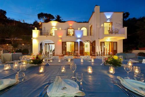 Marina Del Cantone Villa Sleeps 22 Pool Air Con
