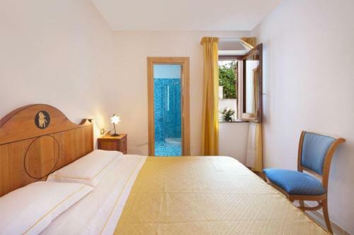 Marina Del Cantone Villa Sleeps 22 Pool Air Con