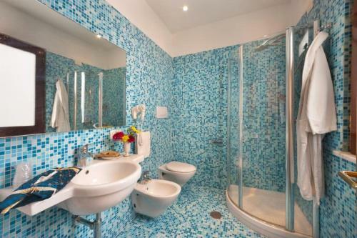 Marina Del Cantone Villa Sleeps 22 Pool Air Con