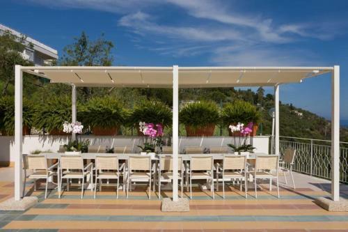 Marina Del Cantone Villa Sleeps 22 Pool Air Con