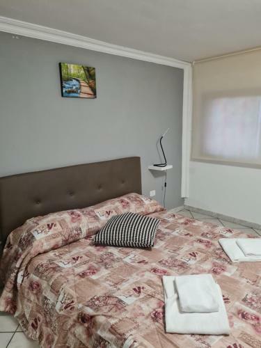 Hostal Landlady Airport Orio Bergamo Ida