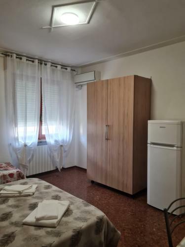 Hostal Landlady Airport Orio Bergamo Ida