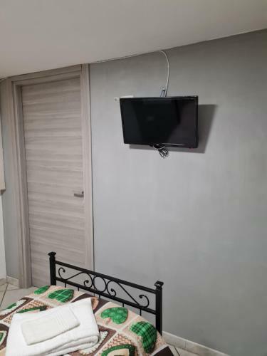 Hostal Landlady Airport Orio Bergamo Ida