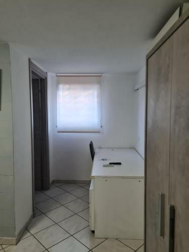 Hostal Landlady Airport Orio Bergamo Ida