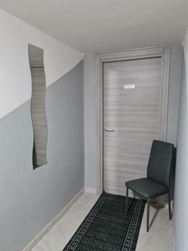 Hostal Landlady Airport Orio Bergamo Ida