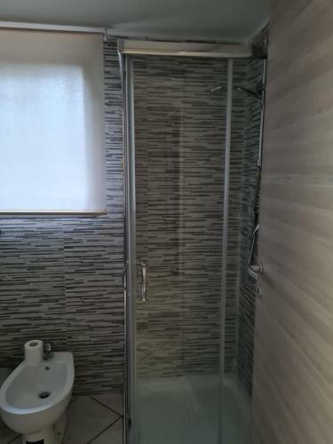 Hostal Landlady Airport Orio Bergamo Ida