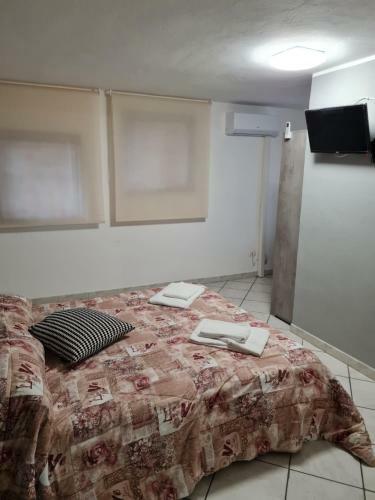 Hostal Landlady Airport Orio Bergamo Ida