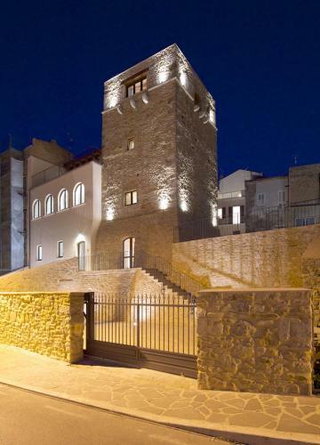 Bed & Breakfast Torre Della Loggia - Dimora Storica - Ortona