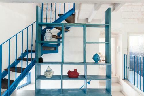White Stone Flats & Studios