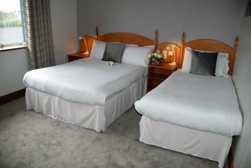 Hostal Ferryport House B&B