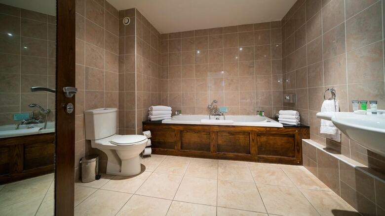 Cavan Crystal Hotel