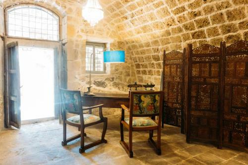 Palazzolo Acreide Villa Sleeps 9 With Pool Air Con And Wifi
