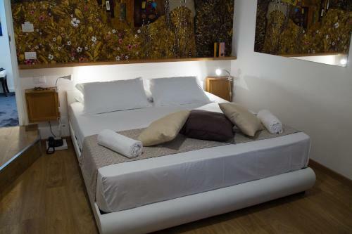 Hostal Palermo Gallery