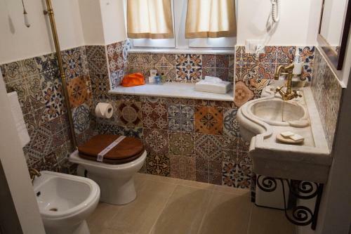 Hostal Palermo Gallery