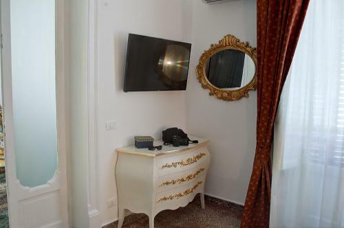 Hostal Palermo Gallery
