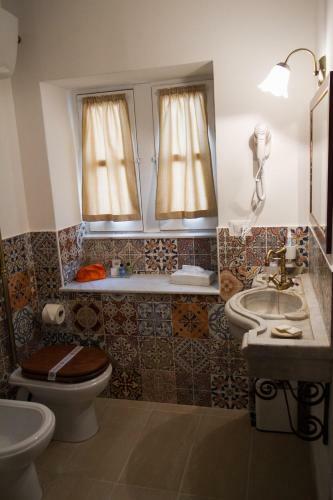 Hostal Palermo Gallery