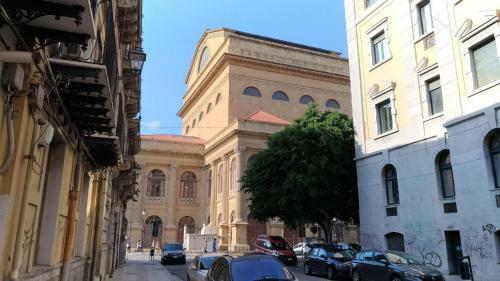 Mabbonath B&B Palermo Centro - Il Genio Del Porto
