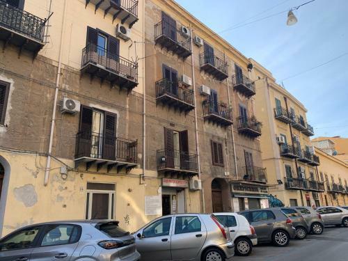 Apartamento Home, 70 Carini Holiday House