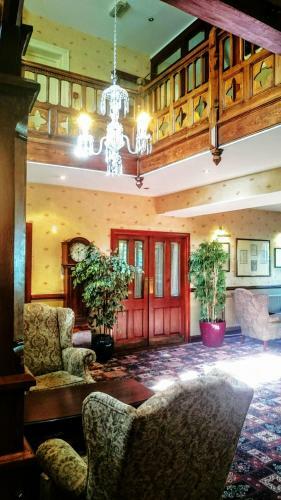 The Glendalough Hotel