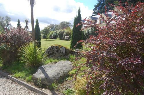Trooperstown Woodlodge B&B