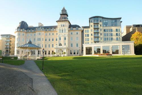 Royal Marine Hotel