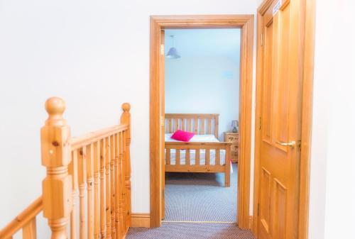 Duncarbury Heights - 4 Bedroom Detached House
