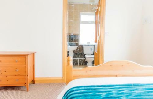 Duncarbury Heights - 4 Bedroom Detached House